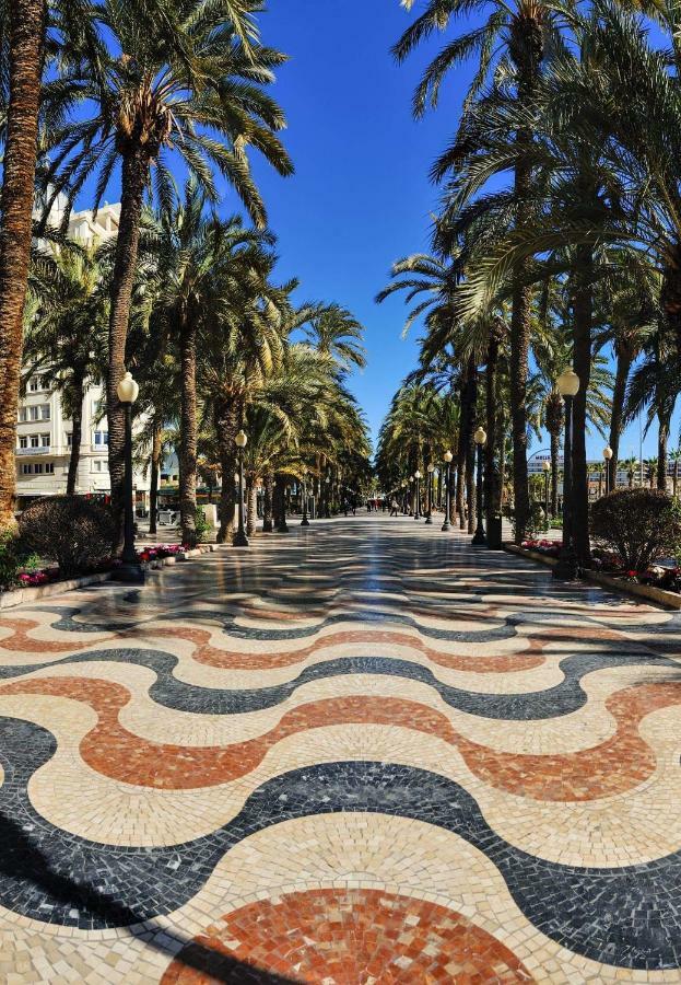 Pension Alemania Alicante Exteriér fotografie